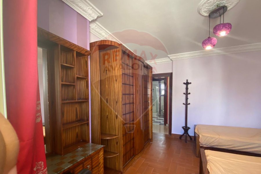 Furnished apartment for rent 200 m Kafr Abdo (steps from Allenby Park)