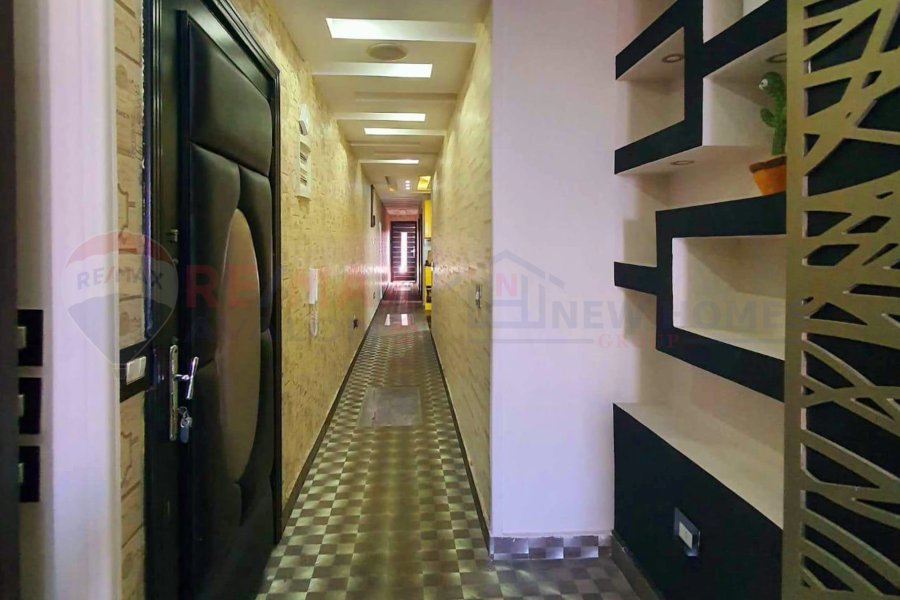 Furnished apartment for rent 175 m Al-Ibrahimia (Doctor Moustafa Ramdan st.)