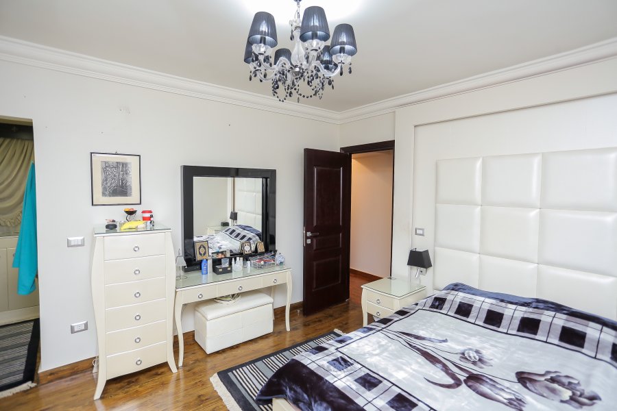 Apartment for sale 192 Roushdi (No 2 from Tram St)