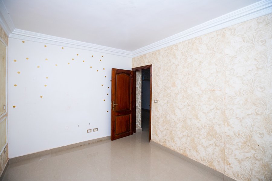Apartment for sale 130 m Louran(Steps From elIkbal St.,el Ahly Bank )