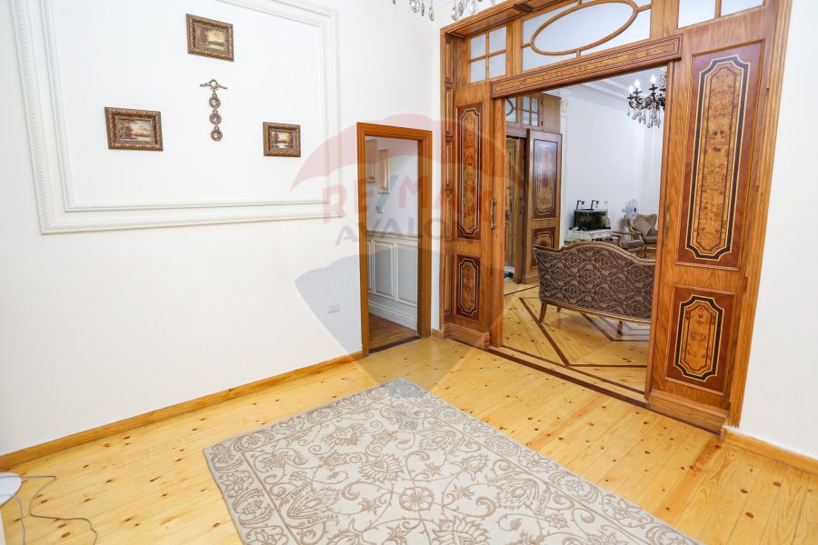 Apartment For Sale 320 m Sporting (Steps From Abo Qer St.)