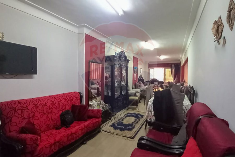 Apartment for sale 130 m Sidi Bishr (steps from the sea)