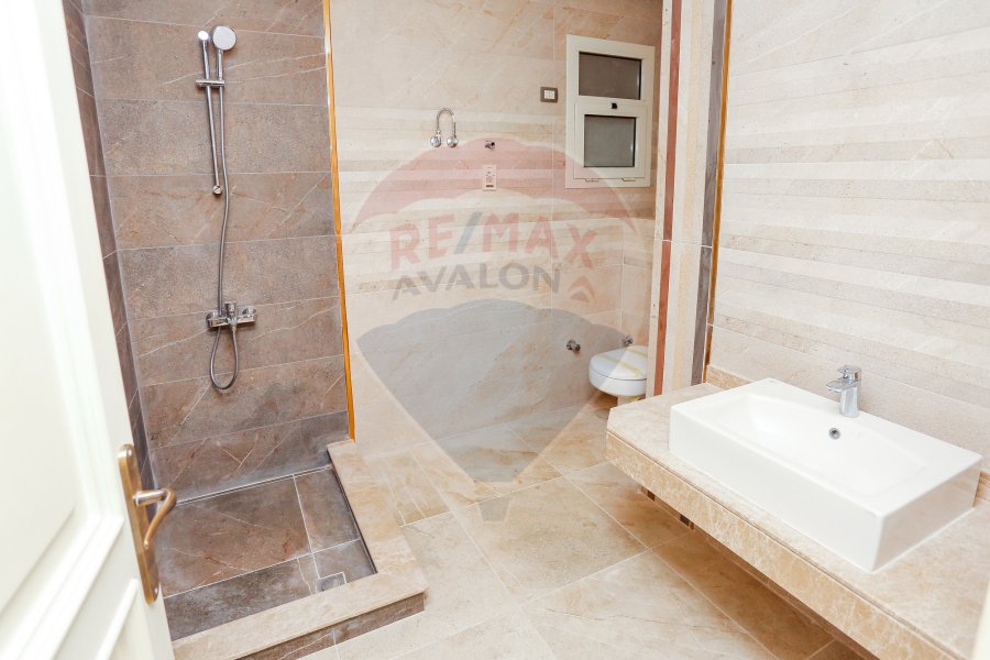 Apartment for Sale 195 m sporting (Abo qur st)