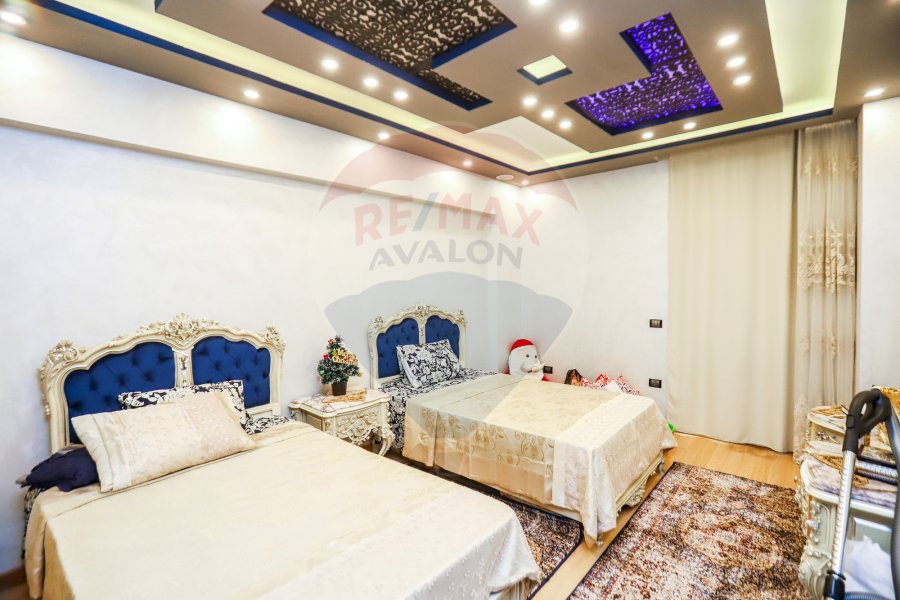 Apartment for sale 240 m kafar abdo (Asmaaliaa st )