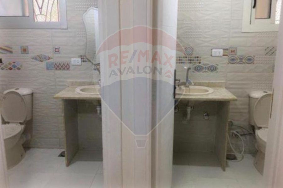 Shop for sale 200 m Smouha (Ismail Serry St.)