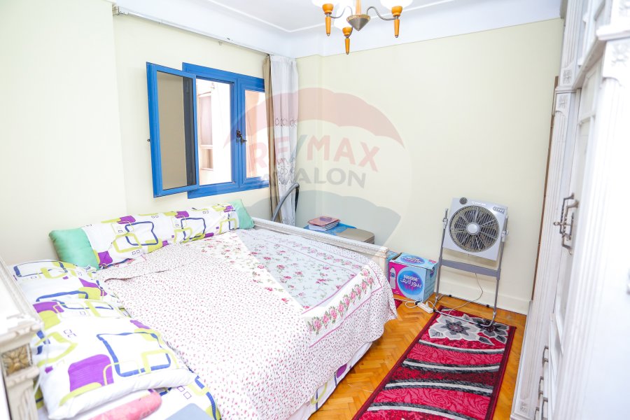 Apartment for sale 265 m Smouha ( Steps from Smouha Club )