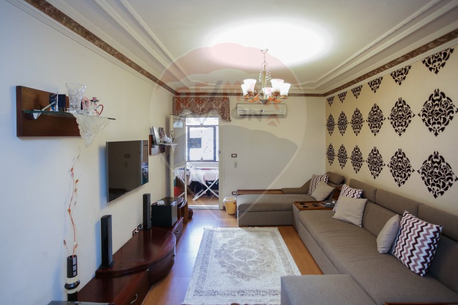 Apartment for sale 245 m Jnaklis (El-bohera St.)