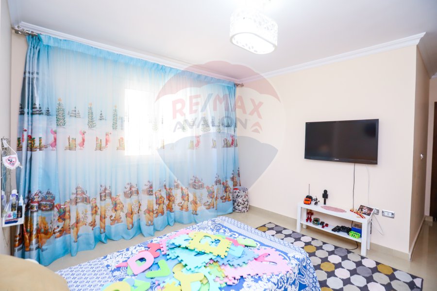 Apartment for sale 151 m Kafr Abdo (Steps from Saint-Jenny Square)