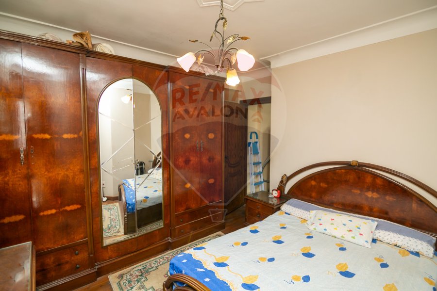 Apartment for sale 163 m San Stefano (Directly on the tram)