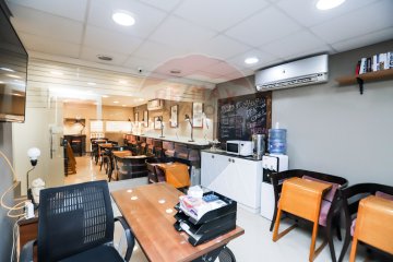 Administrative unit for Sale 140 m Janaklis (Abu Qir main street)