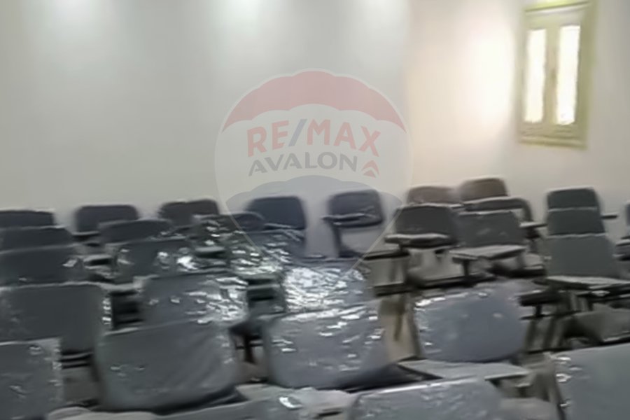 مقر إداري للإيجار المفروش 260 م سيدي جابر الشيخ (على الترام مباشرة)