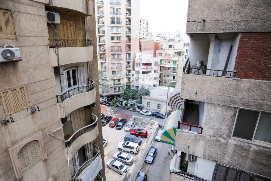 شقة مفروش للإيجار 208 م كفر عبده ( خطوات من ش الإسماعيلية )