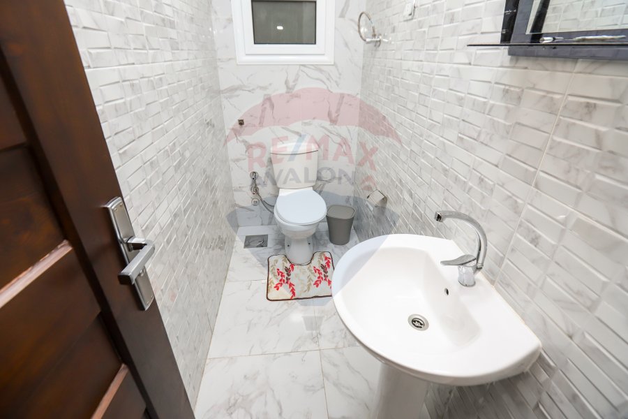 Apartment for sale 151 m Kafr Abdo (Steps from Saint-Jenny Square)