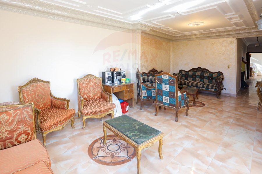 Apartment For Sale 280 m Janacklees (Saeed Zo Elfaqqar St.)
