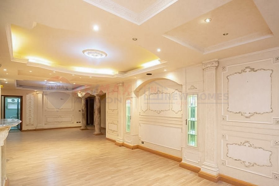 Apartment for sale 195 m Kafr Abdu (Ahmed Abd El-Aziz St)