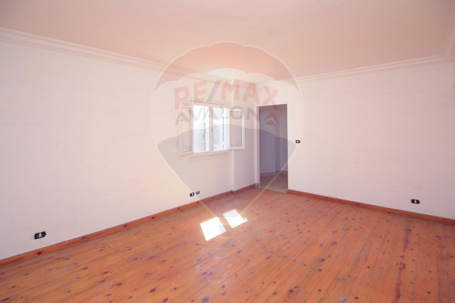 Apartment for sale 264 m Glim (Rasmy Pasha St.)