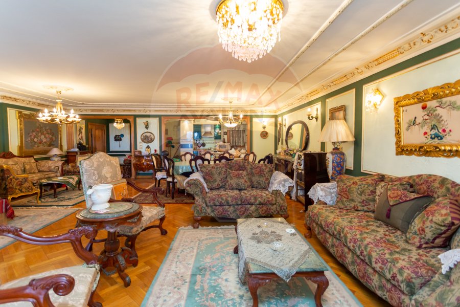 Apartment for sale 319 m Zezinia (Directly on the sea)