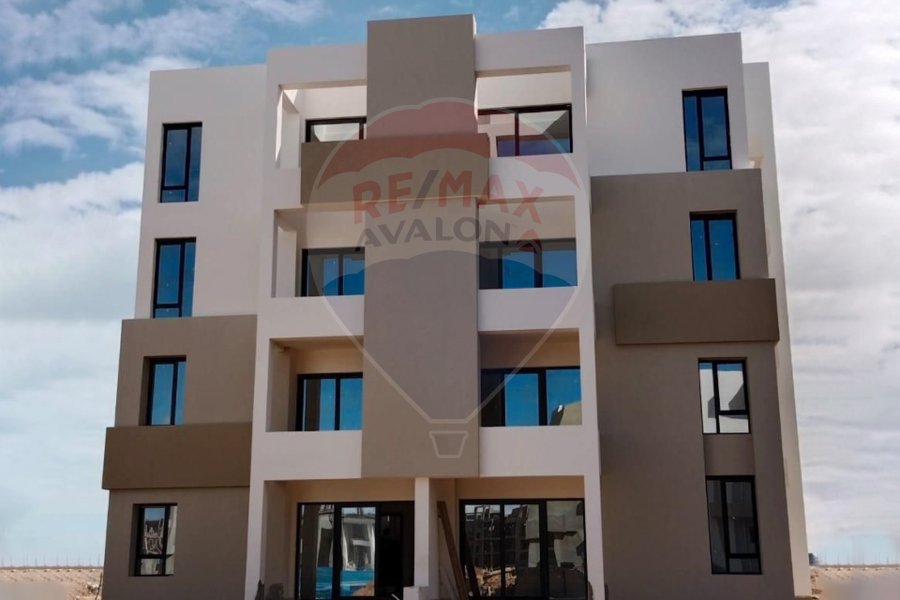 Studio for sale El Sahel (Zahra Village) 29 m - 1,050,000 EGP (down payment + over)