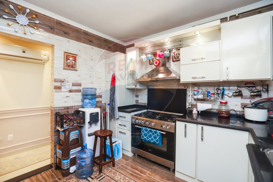 Apartment for sale 230 m Ebrahmia (steps from sea)