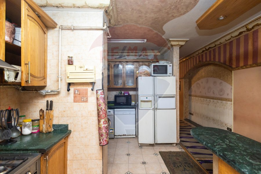 Apartment for sale 330 m miami (Directly on the sea)