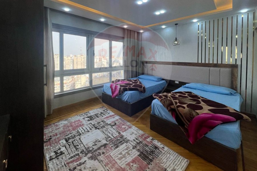 Duplex apartment for sale 120 m Gleem (Directly on the sea)