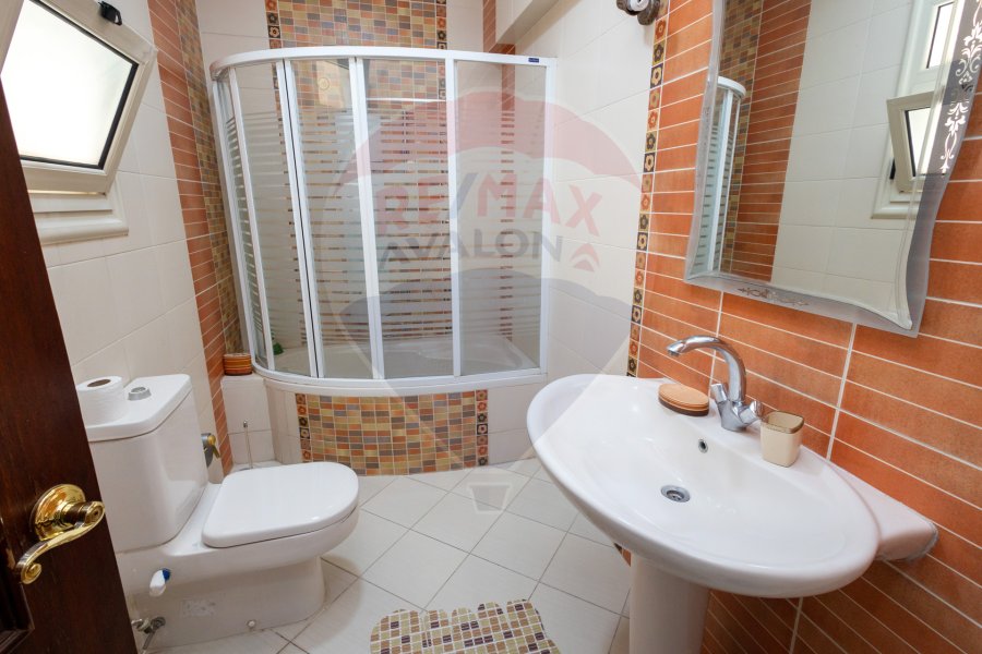 Apartment for rent 305 m Smouha (villa area)
