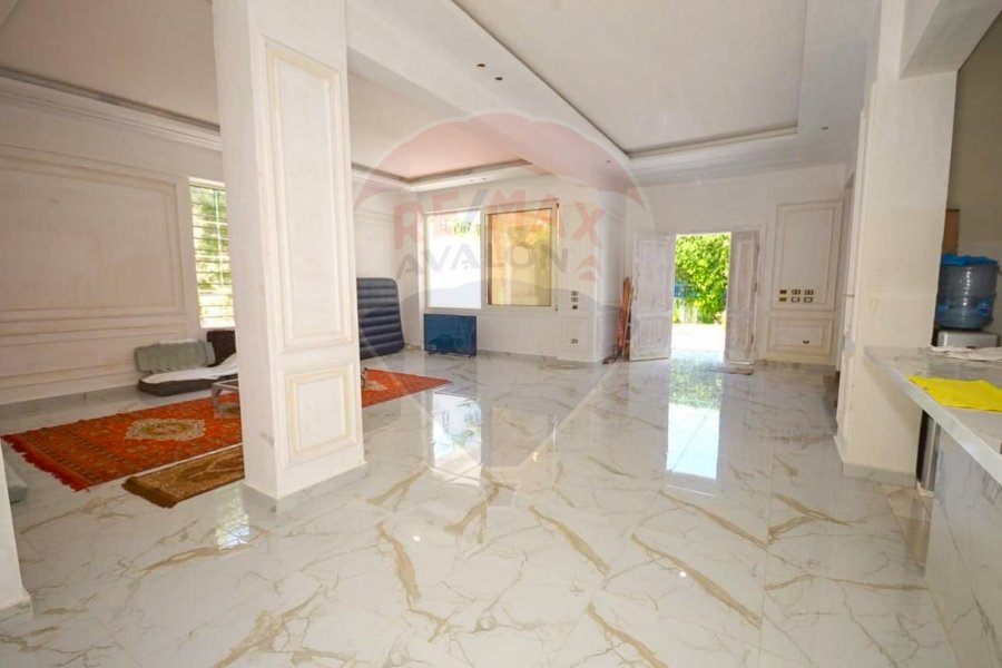 Standalone villa for sale 513 m King Mariout (steps from Aknesh Village)