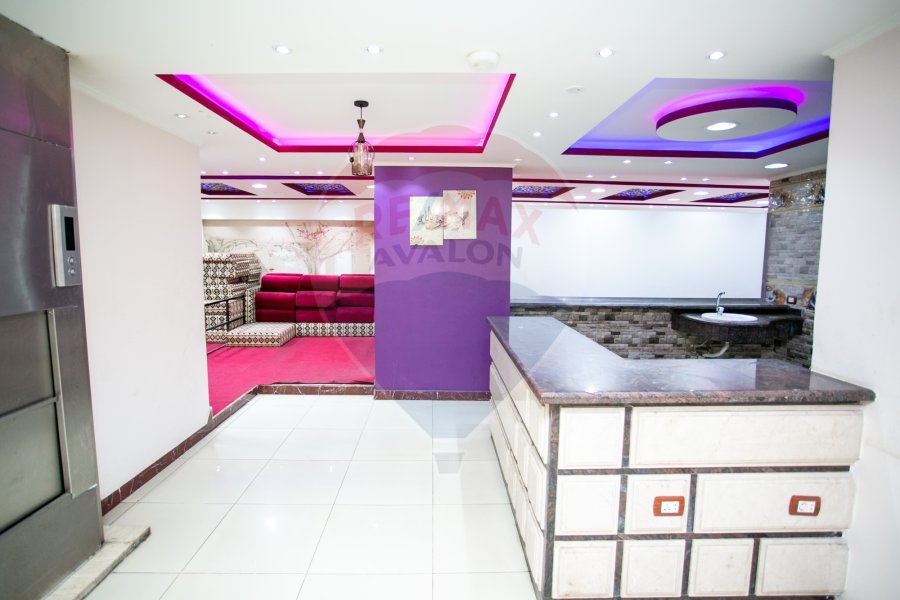 Commercial Shop + Mezzanine For sale 610 m Victoria (El saaeh Square)