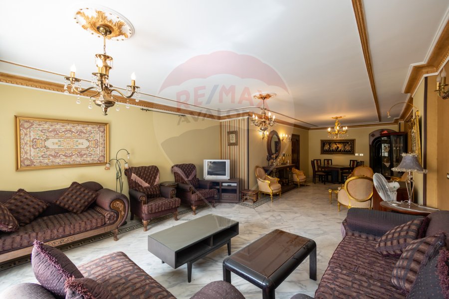 Apartment for sale 204 m gleem (Steps from Royal Jewelry Museum)
