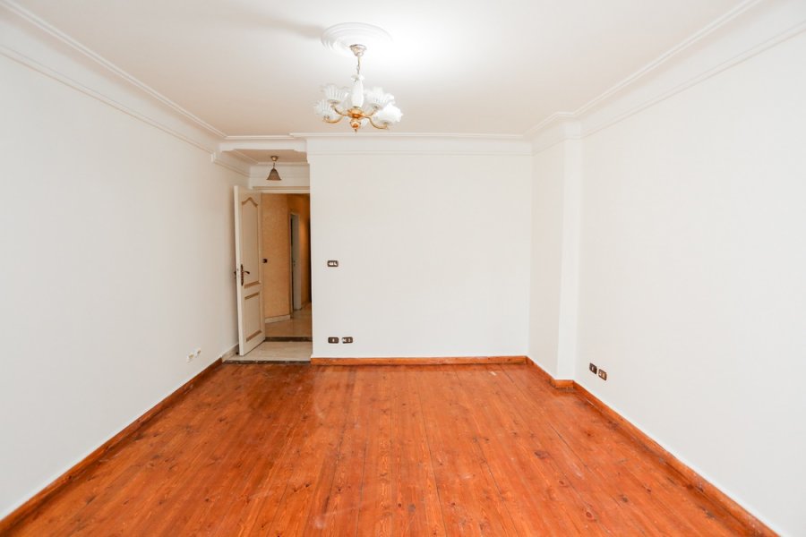 Apartment for rent 285m Stanly (Branched From Corniche)