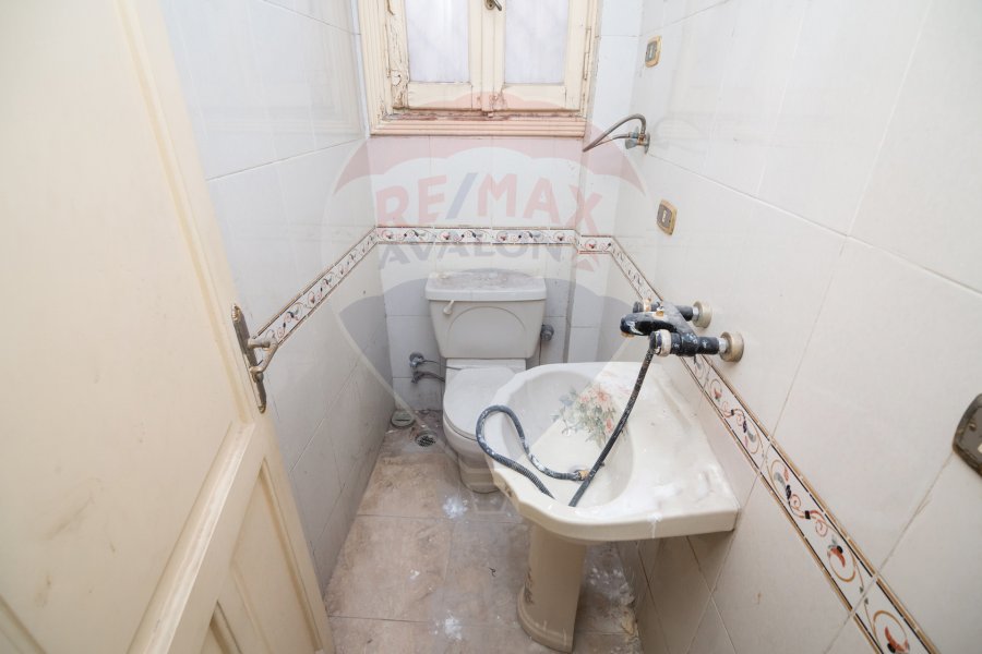 Apartment for sale 300 m Louran (in front of Shaarawy St.)
