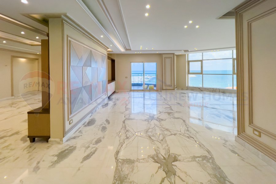 Apartment for sale 480 m Louran (directly on the sea - brand tower)