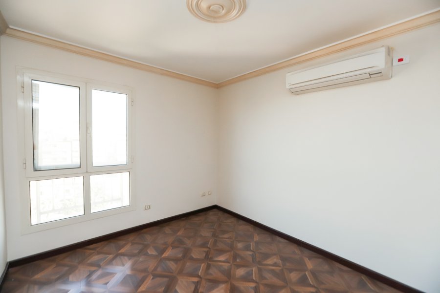 Apartment for sale 297 m Alshatby (in front of AlShlalat park)