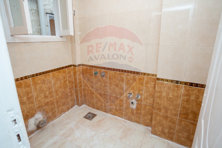 Apartment for sale 150 m Roushdy (Branched from Abdul Hamid Al-Abadi st)