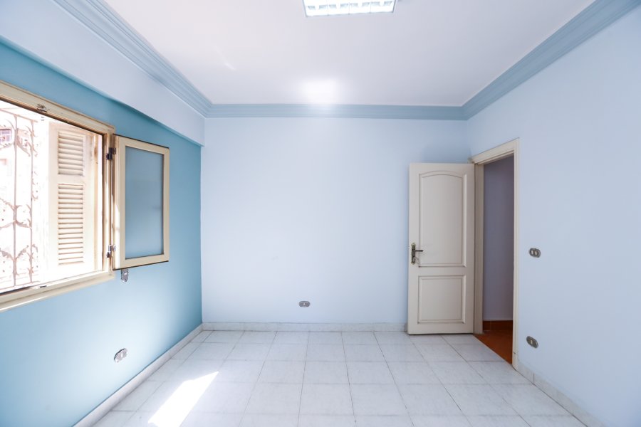 administration Apartment For Sale 164 m Smouha (Toot ankh Amon St.)