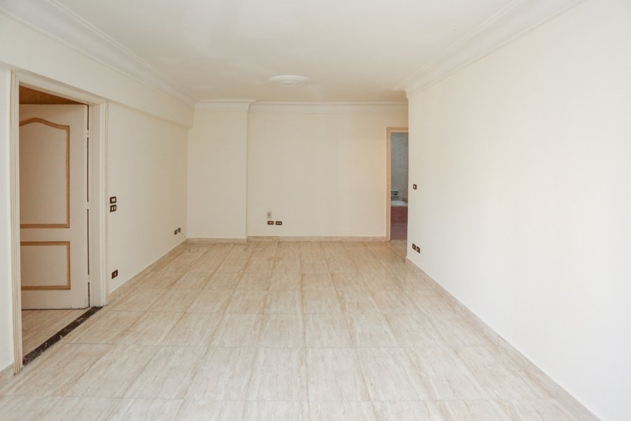 Apartment for rent 285m Stanly (Branched From Corniche)