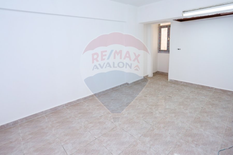 Apartment for sale 135 m Kafr Abdo ( Steps from Kiroseiz Mall Towers.)