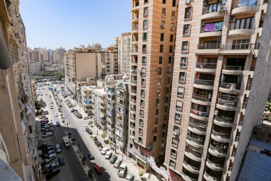 شقة للبيع 200م سموحة - ش زكى رجب
