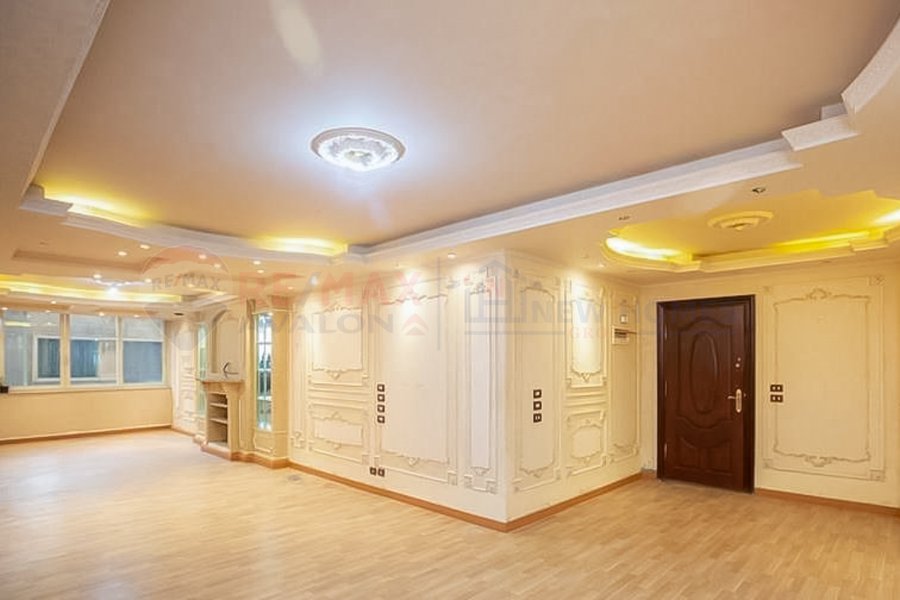 Apartment for sale 195 m Kafr Abdu (Ahmed Abd El-Aziz St)