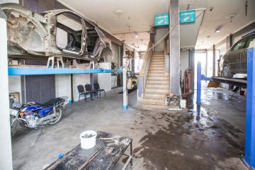 Car maintenance center for rent 200 m Abiss (interance abiss 2)
