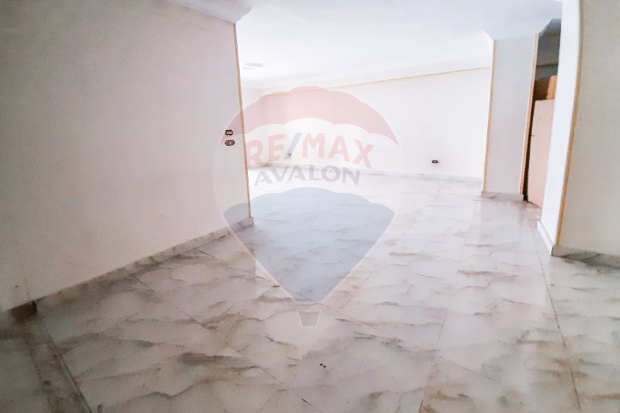 Administrative Unit For Rent 165 m Al Ibrahimiah ( directly on Abo Qeer St )