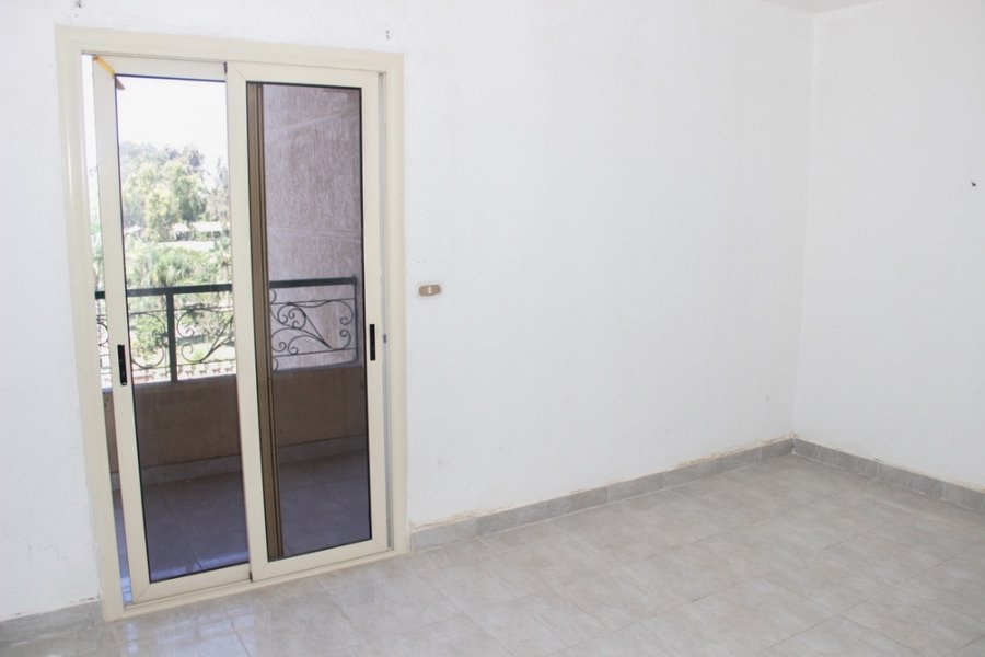 Apartment For Sale 140m El-Montaza (Royal Plaza Towers)