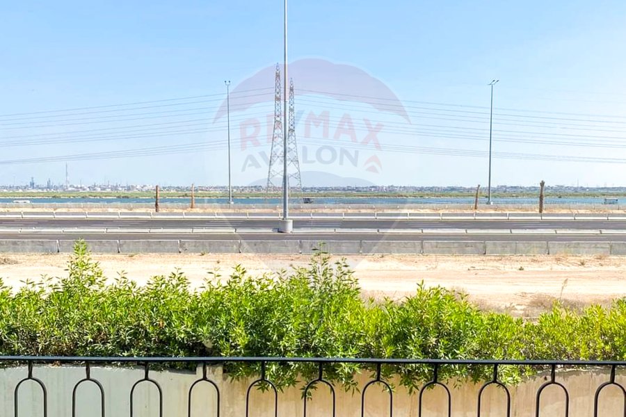 Town house villa for sale 185 m King Mariout (Alex west)