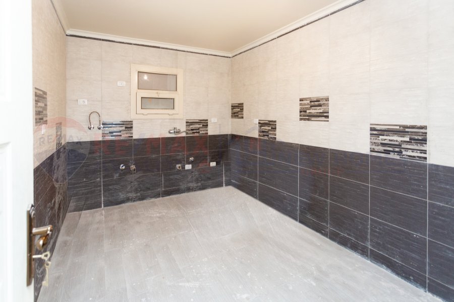 Apartment for sale 185 m New Smouha (Pharmicists towers)