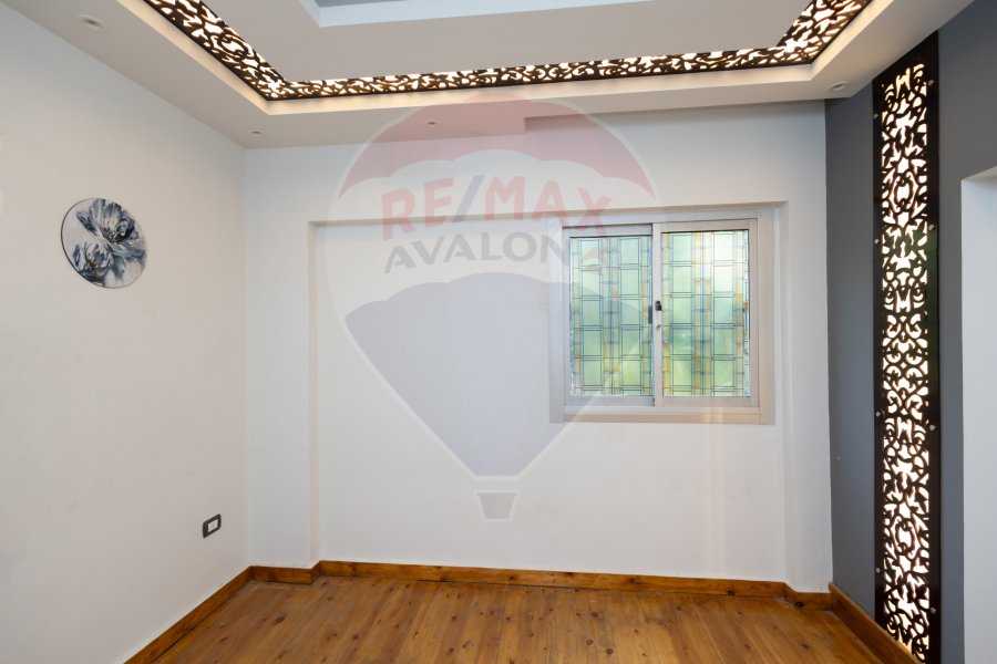 Apartment for sale 125 m Kafr Abdo (Sakina Bint Al Hussein St.)