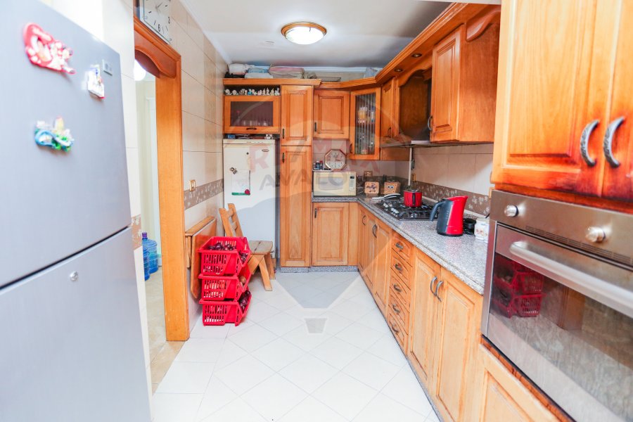 Apartment for sale 265 m Smouha ( Steps from Smouha Club )