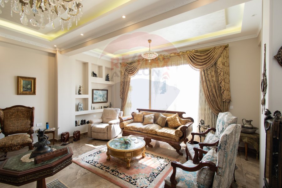 Villa for sale 600 m King Mariout (Green Oasis Compound)