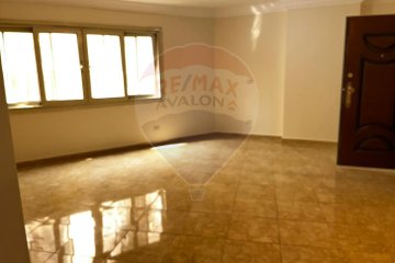 Apartment for sale 125 m Al Ibrahimiyah (Lageteh St)
