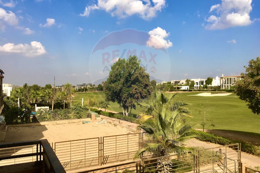 Stand alone villa for sale 2,400 m Sheikh Zayed (Sodic)