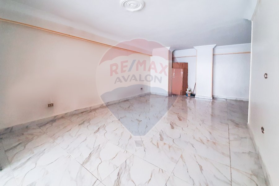Administrative Unit For Rent 165 m Al Ibrahimiah ( directly on Abo Qeer St )